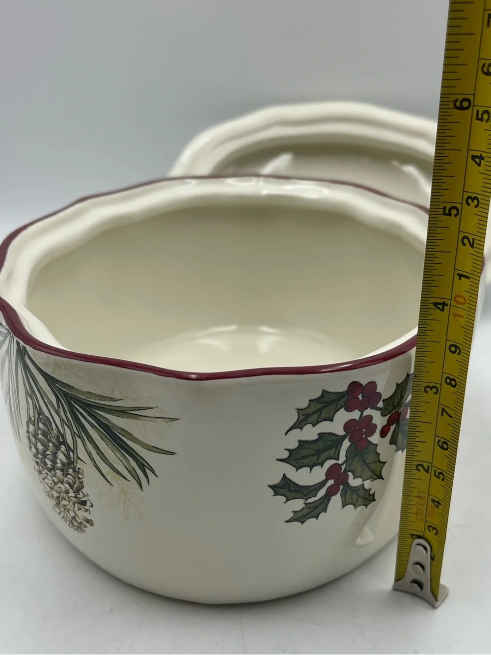 Better Homes & Gardens “Heritage Collection” Limited Edition Pinecone Casserole